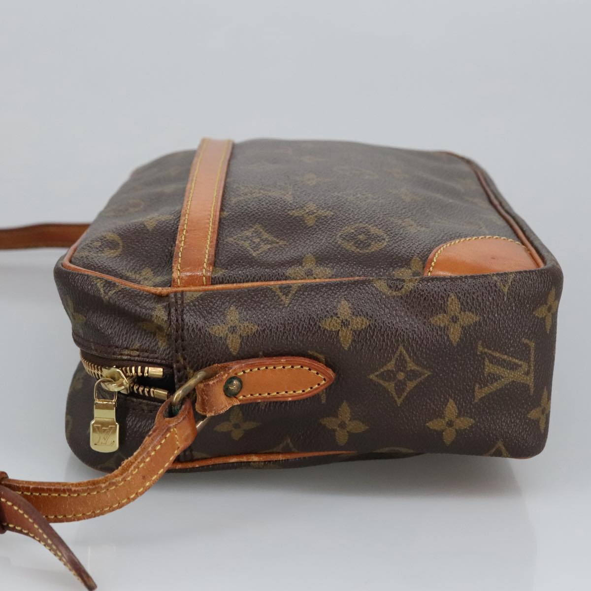 LOUIS VUITTON Monogram Trocadero 30 Shoulder Bag M51272 LV Auth 102084