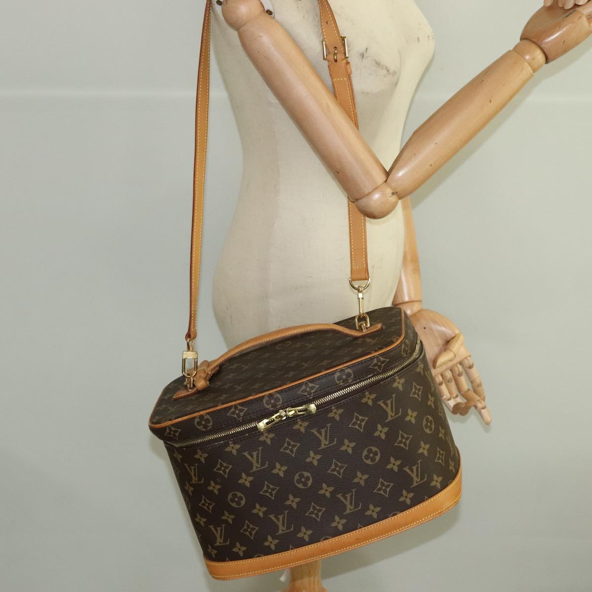 LOUIS VUITTON Monogram Nice Hand Bag M47280 LV Auth 102185