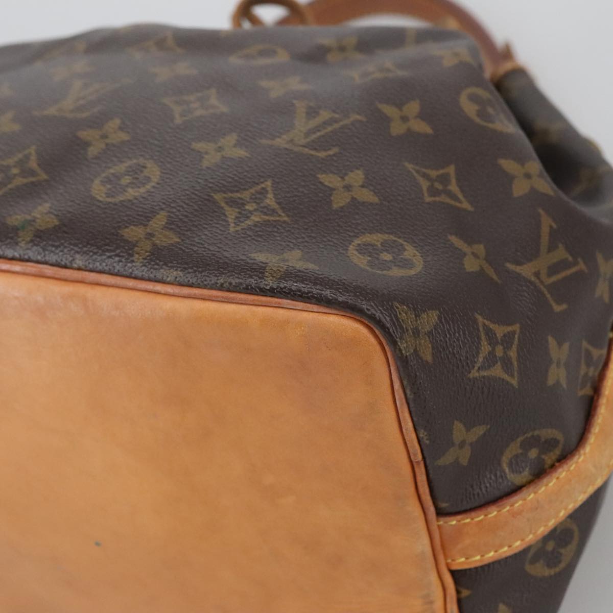 LOUIS VUITTON Monogram Petit Noe Shoulder Bag M42226 LV Auth 102212