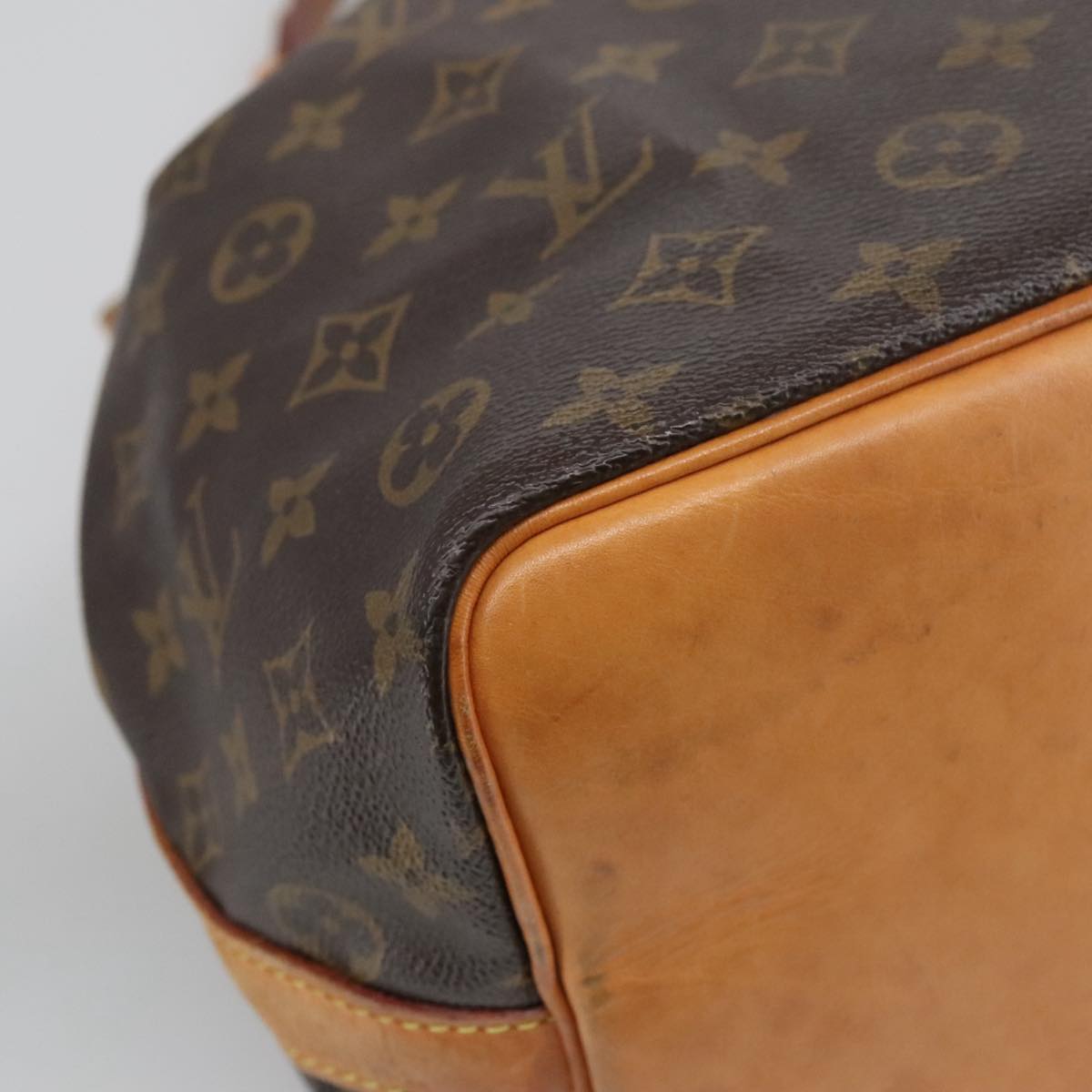 LOUIS VUITTON Monogram Petit Noe Shoulder Bag M42226 LV Auth 102212