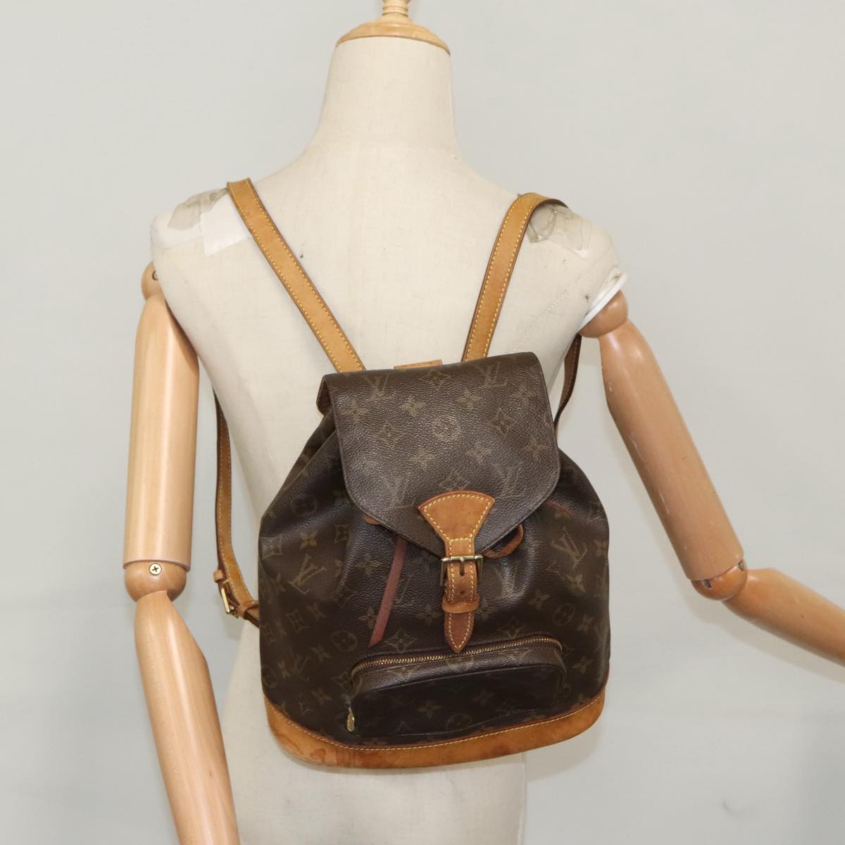 LOUIS VUITTON Monogram Montsouris MM Backpack M51136 LV Auth 102252