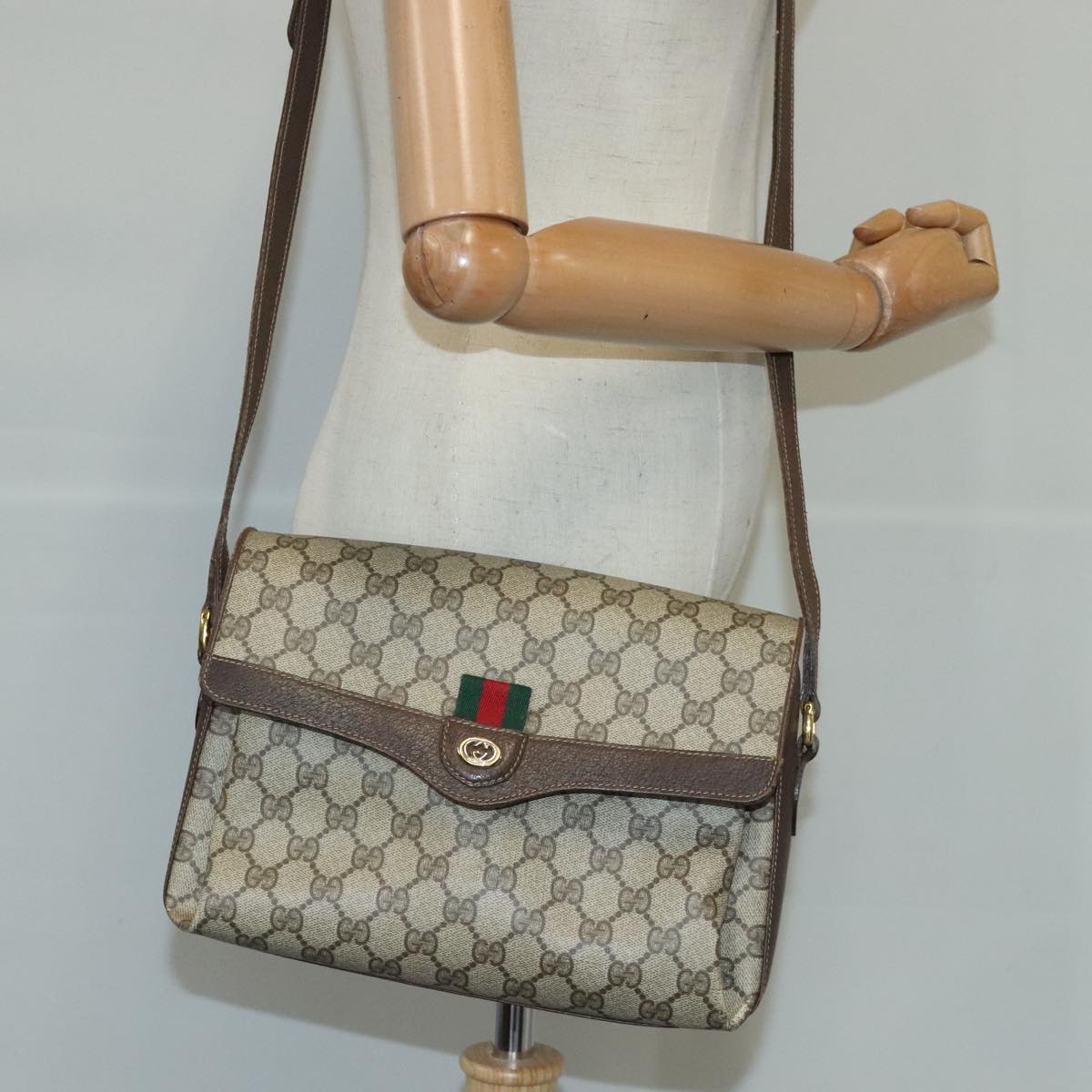 GUCCI GG Supreme Web Sherry Line Shoulder Bag PVC Beige 904 02 084 Auth 102363