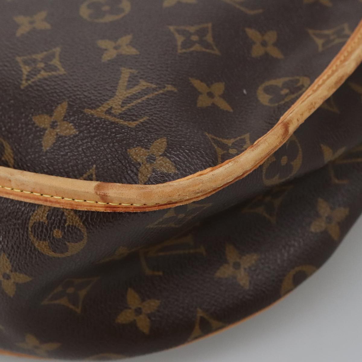 LOUIS VUITTON Monogram Menilmontant MM Shoulder Bag M40473 LV Auth 102429