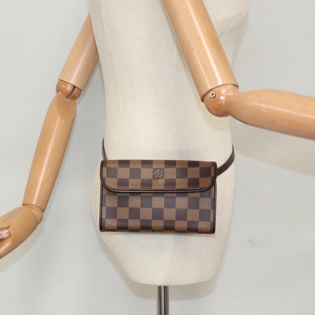 LOUIS VUITTON Damier Ebene Pochette Florentine Waist Bag N51856 LV Auth 102487A