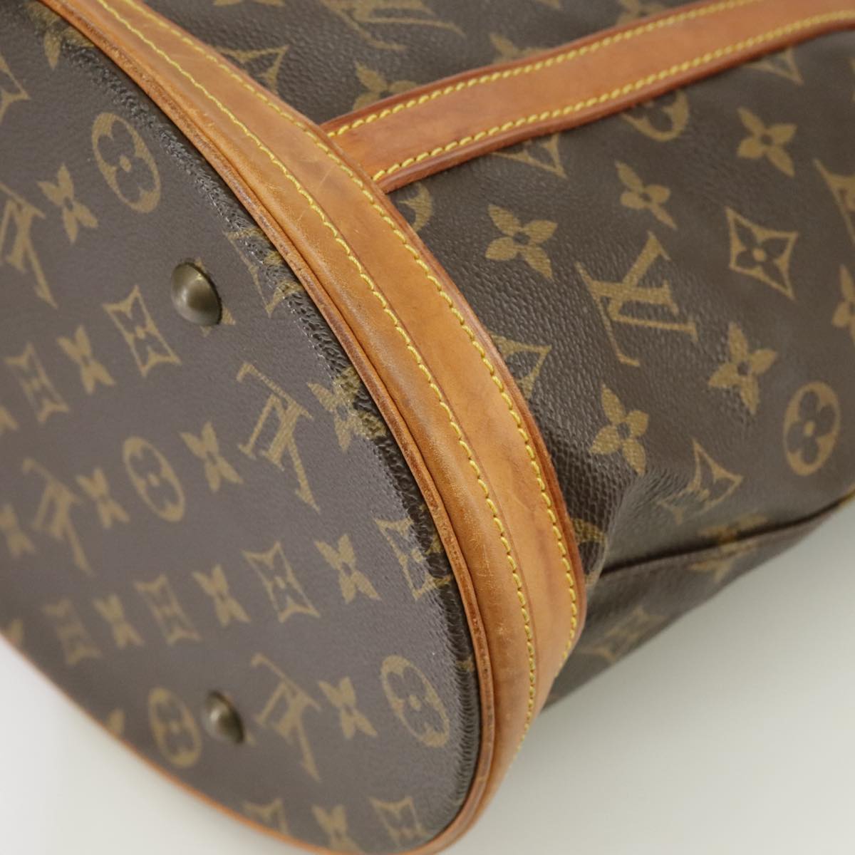 LOUIS VUITTON Monogram Bucket GM Shoulder Bag M42236 LV Auth 102560