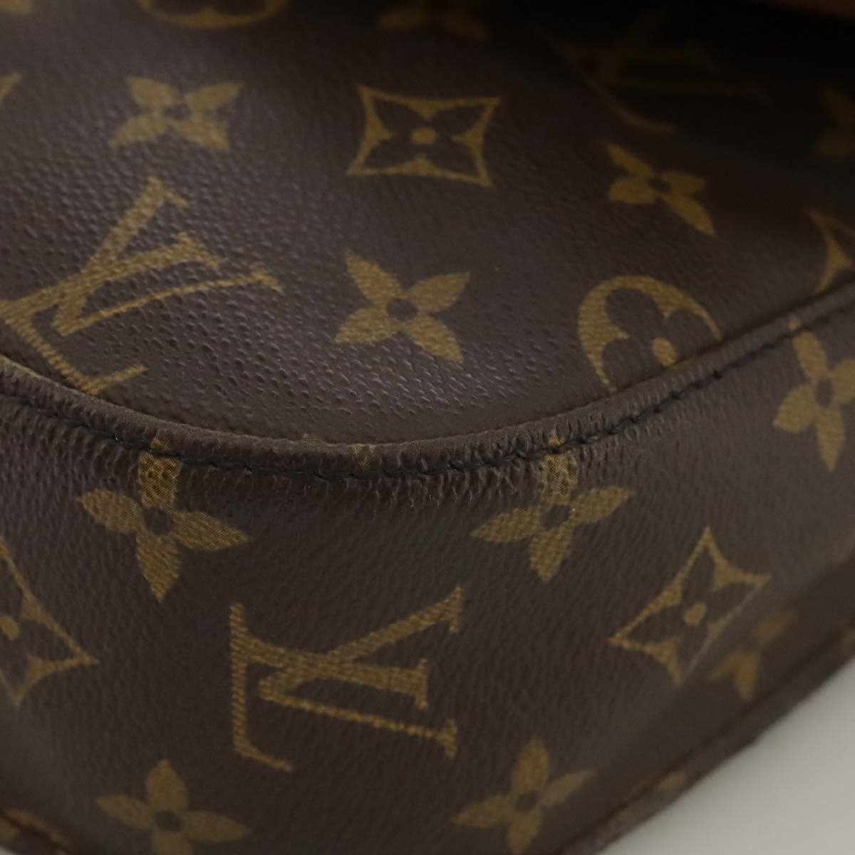 LOUIS VUITTON Monogram Saint Cloud GM Shoulder Bag M51242 LV Auth 102628