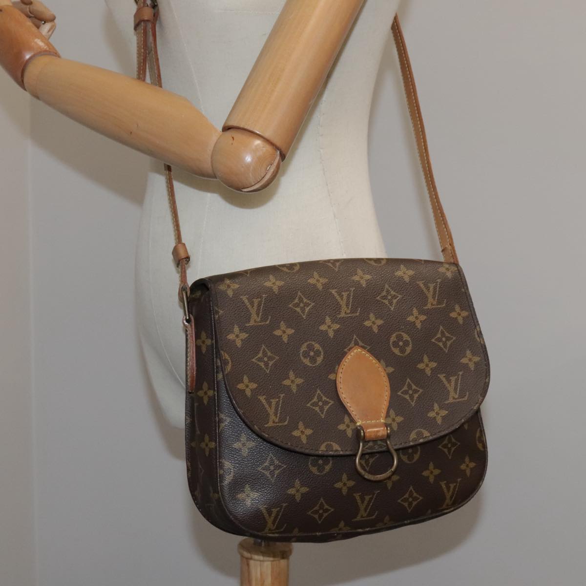 LOUIS VUITTON Monogram Saint Cloud GM Shoulder Bag M51242 LV Auth 102628