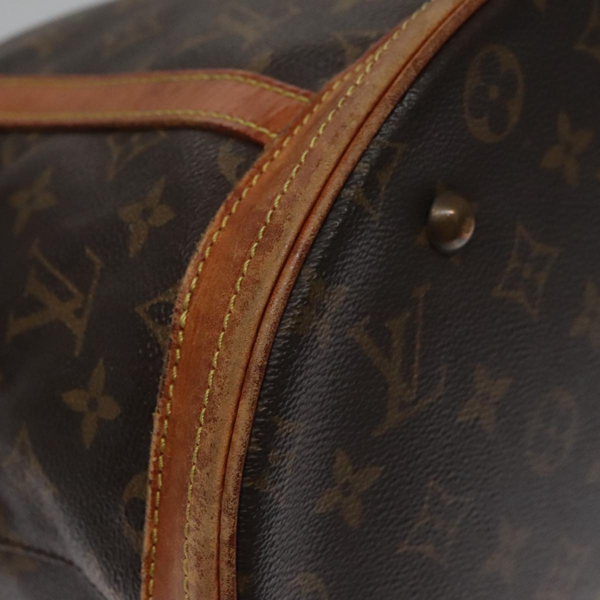 LOUIS VUITTON Monogram Bucket GM Shoulder Bag M42236 LV Auth 102680