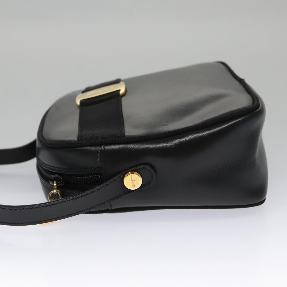 Salvatore Ferragamo Vala Shoulder Bag Leather Black Gold Auth 102818