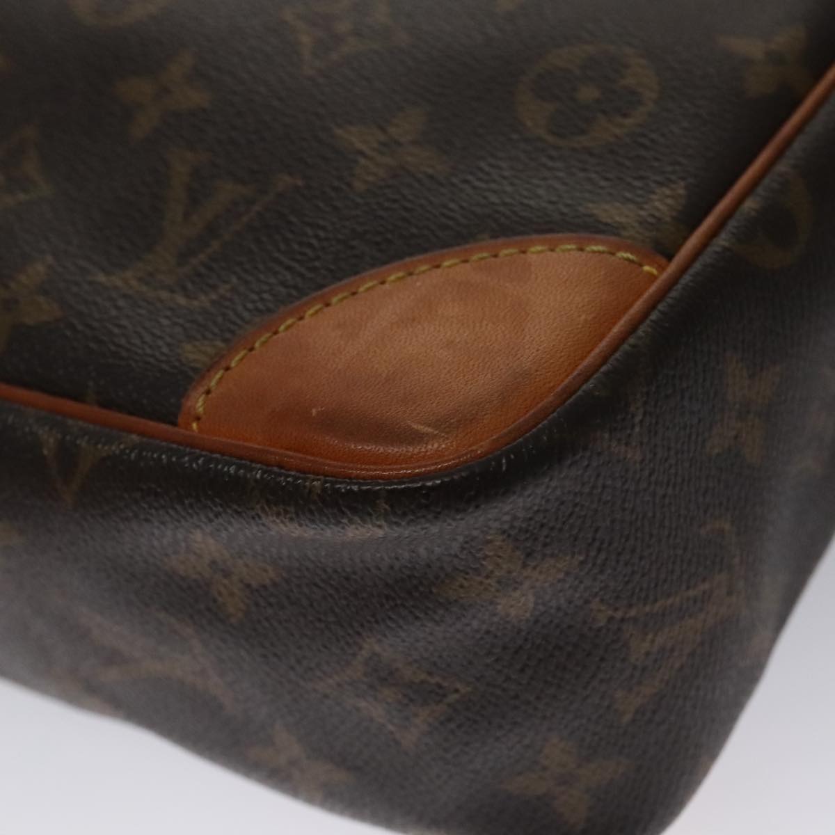 LOUIS VUITTON Monogram Trocadero 30 Shoulder Bag M51272 LV Auth 102852