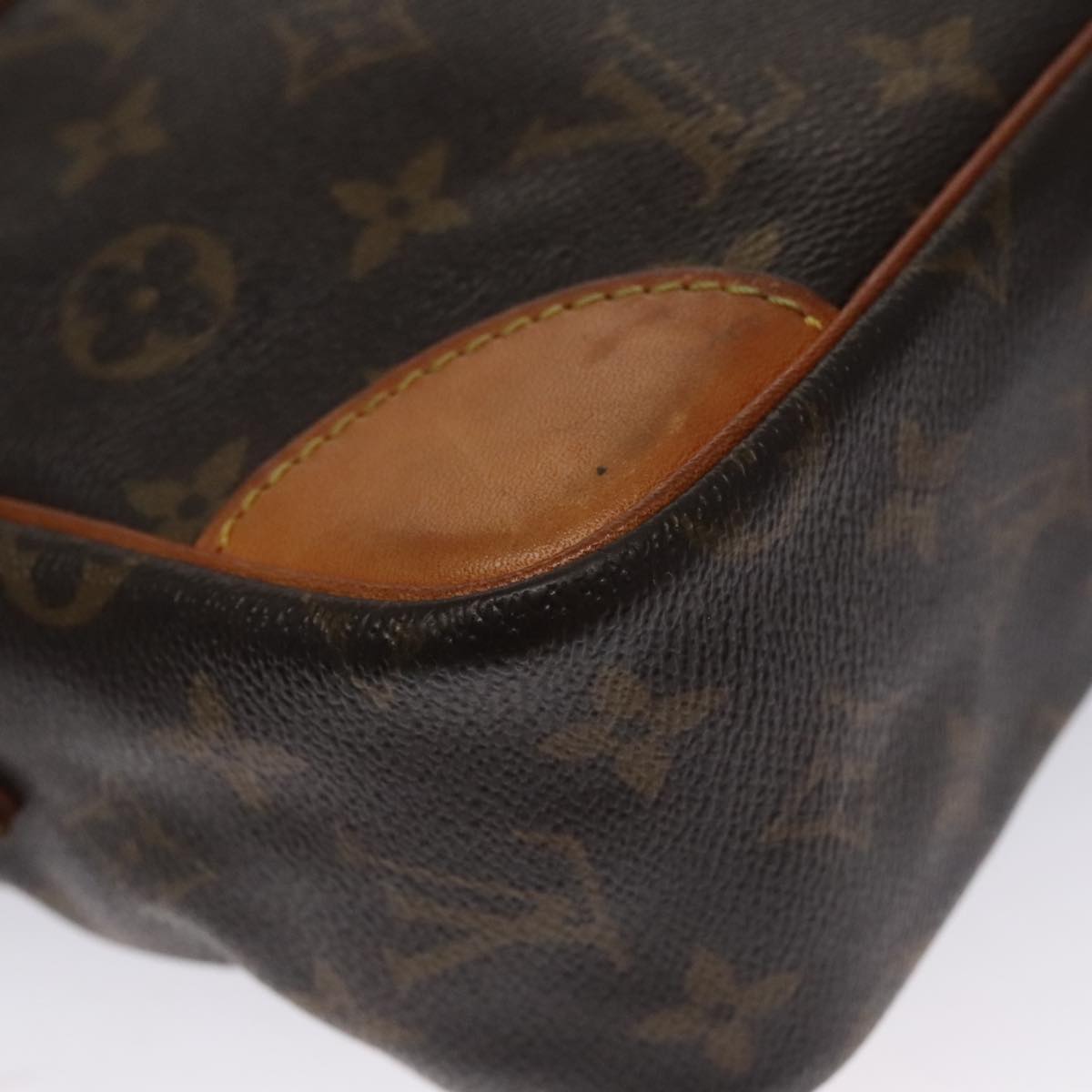 LOUIS VUITTON Monogram Trocadero 30 Shoulder Bag M51272 LV Auth 102852