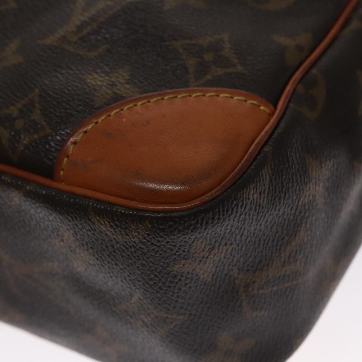 LOUIS VUITTON Monogram Trocadero 30 Shoulder Bag M51272 LV Auth 102852