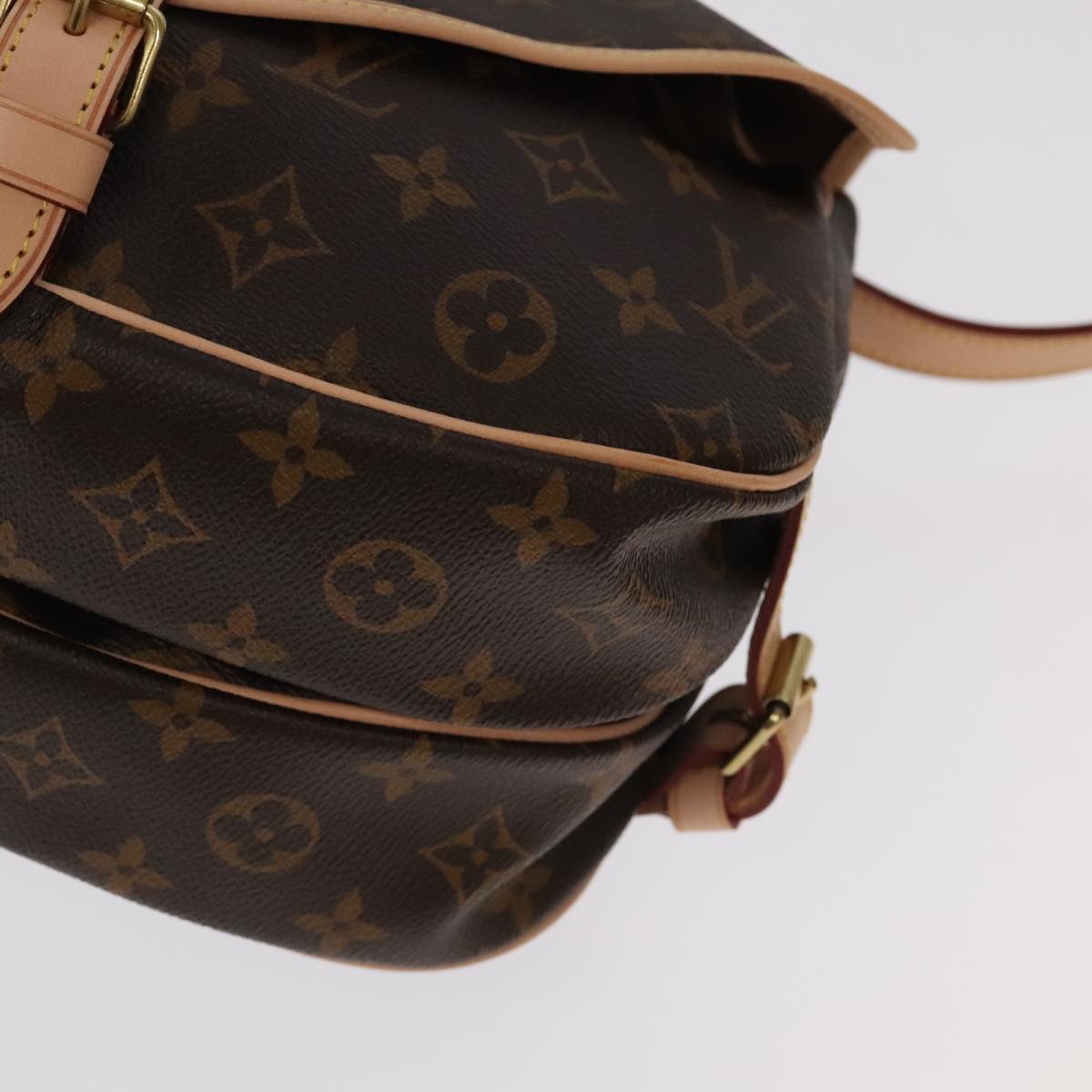 LOUIS VUITTON Monogram Saumur 30 Shoulder Bag M42256 LV Auth 103095S