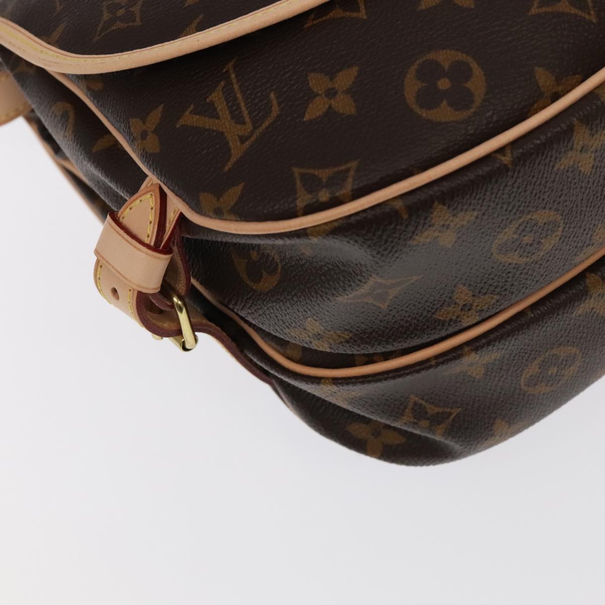 LOUIS VUITTON Monogram Saumur 30 Shoulder Bag M42256 LV Auth 103095S