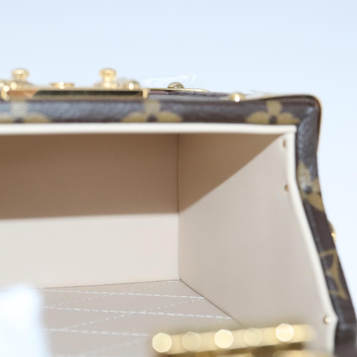 LOUIS VUITTON Monogram Camera box Shoulder Bag M10079 LV Auth 103096SM
