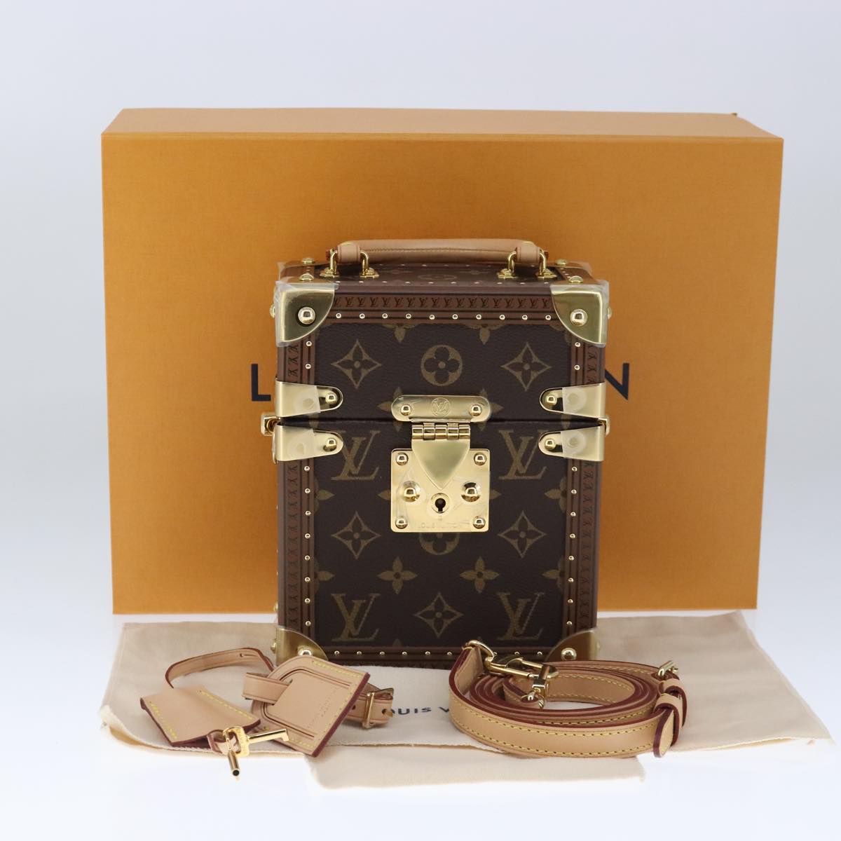 LOUIS VUITTON Monogram Camera box Shoulder Bag M10079 LV Auth 103096SM