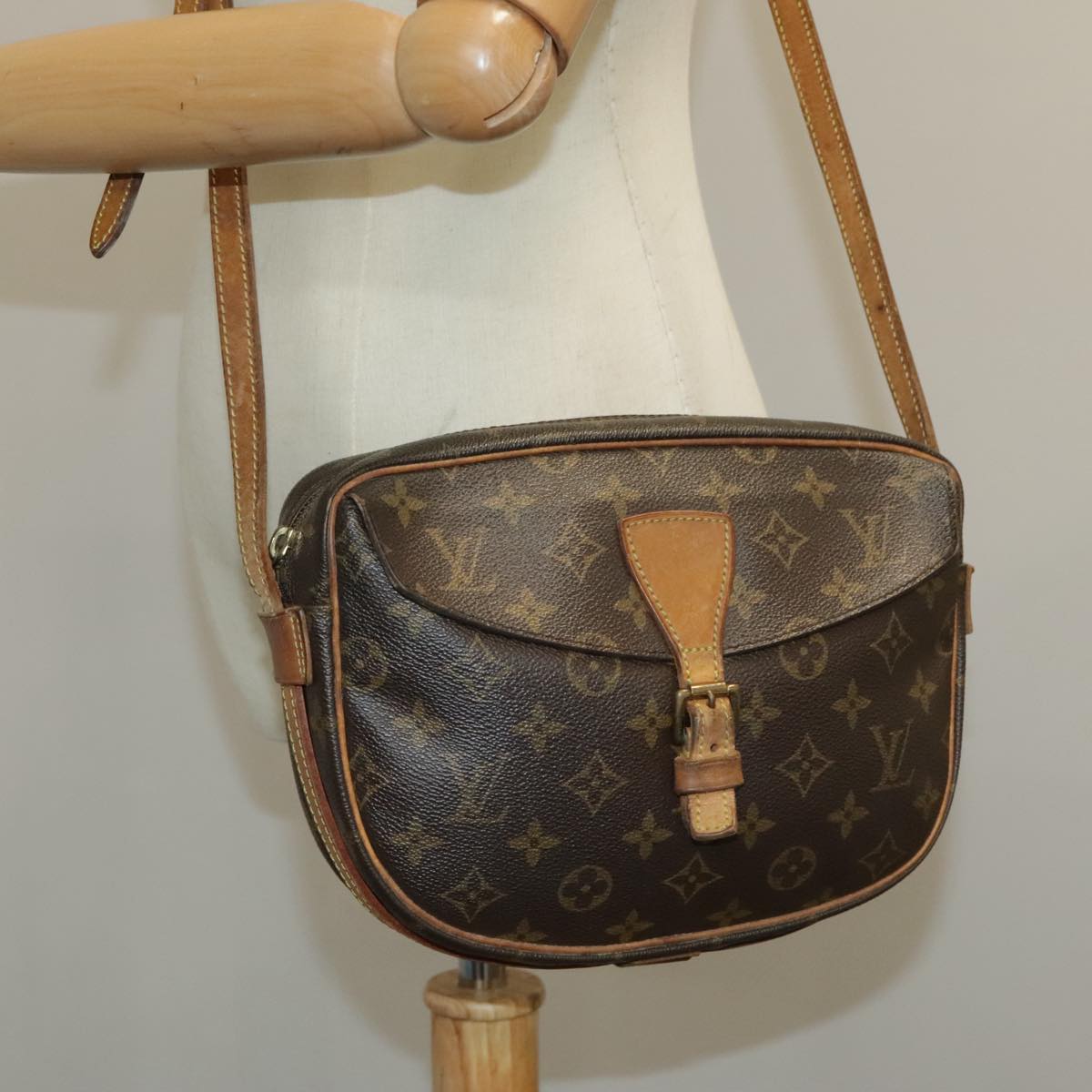 LOUIS VUITTON Monogram Jeune Fille MM Shoulder Bag M51226 LV Auth 103174