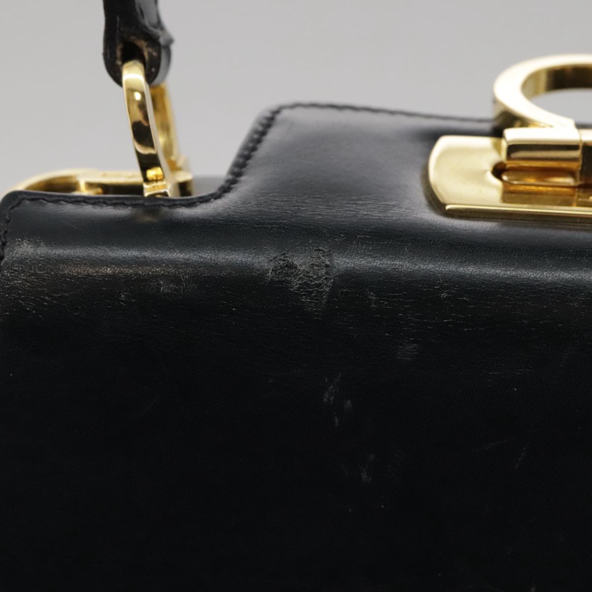 Salvatore Ferragamo Gancini Hand Bag Leather 2way Black Gold Auth 103208