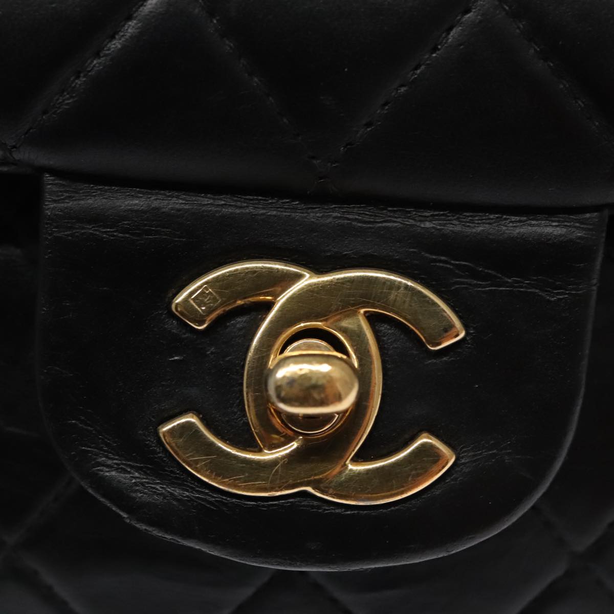 CHANEL Chain Matelasse 25 Shoulder Bag Lamb Skin Black Gold CC Auth 103227