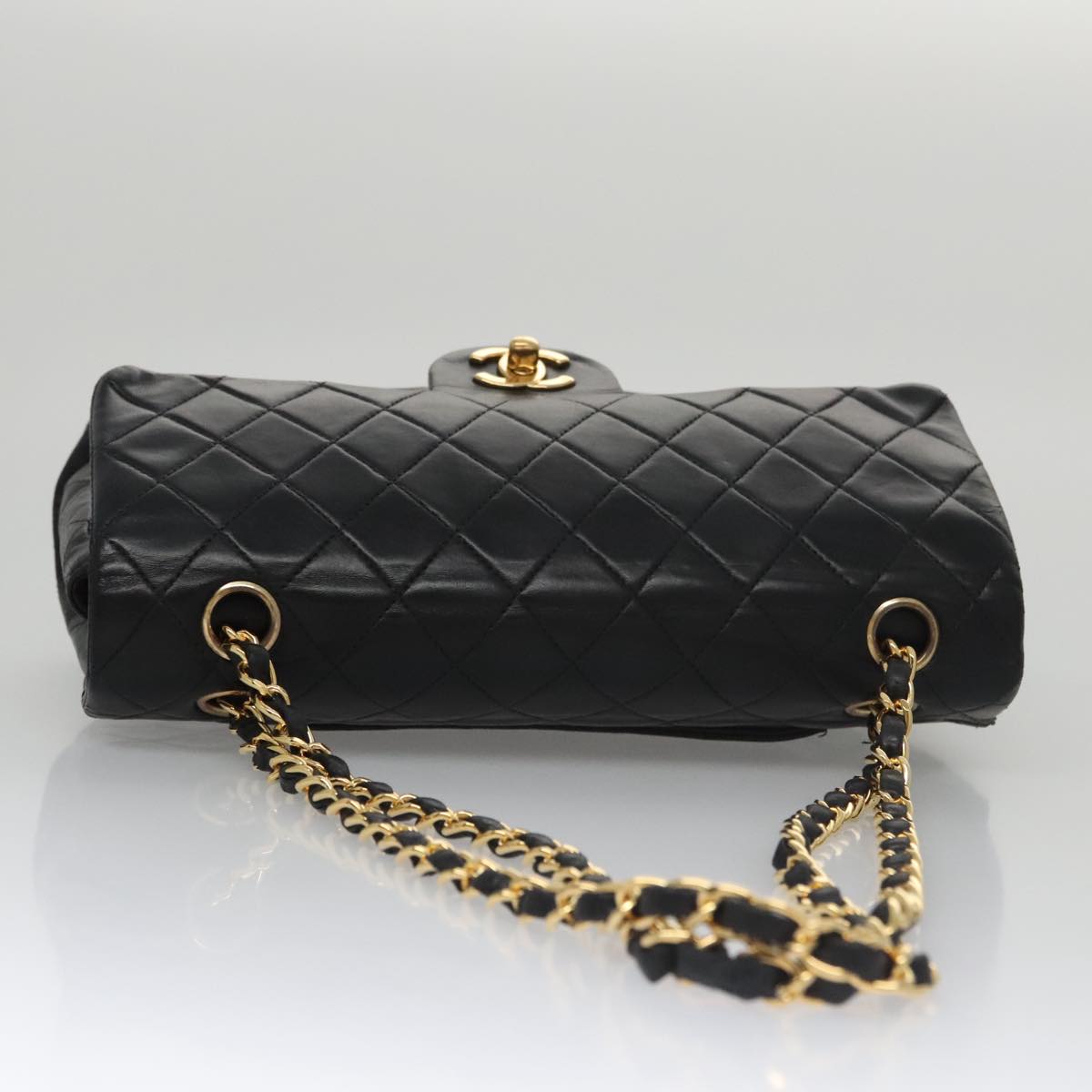 CHANEL Chain Matelasse 25 Shoulder Bag Lamb Skin Black Gold CC Auth 103227