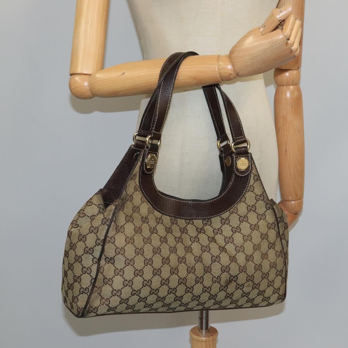 GUCCI GG Canvas Shoulder Bag Beige Gold 154982 Auth 103331