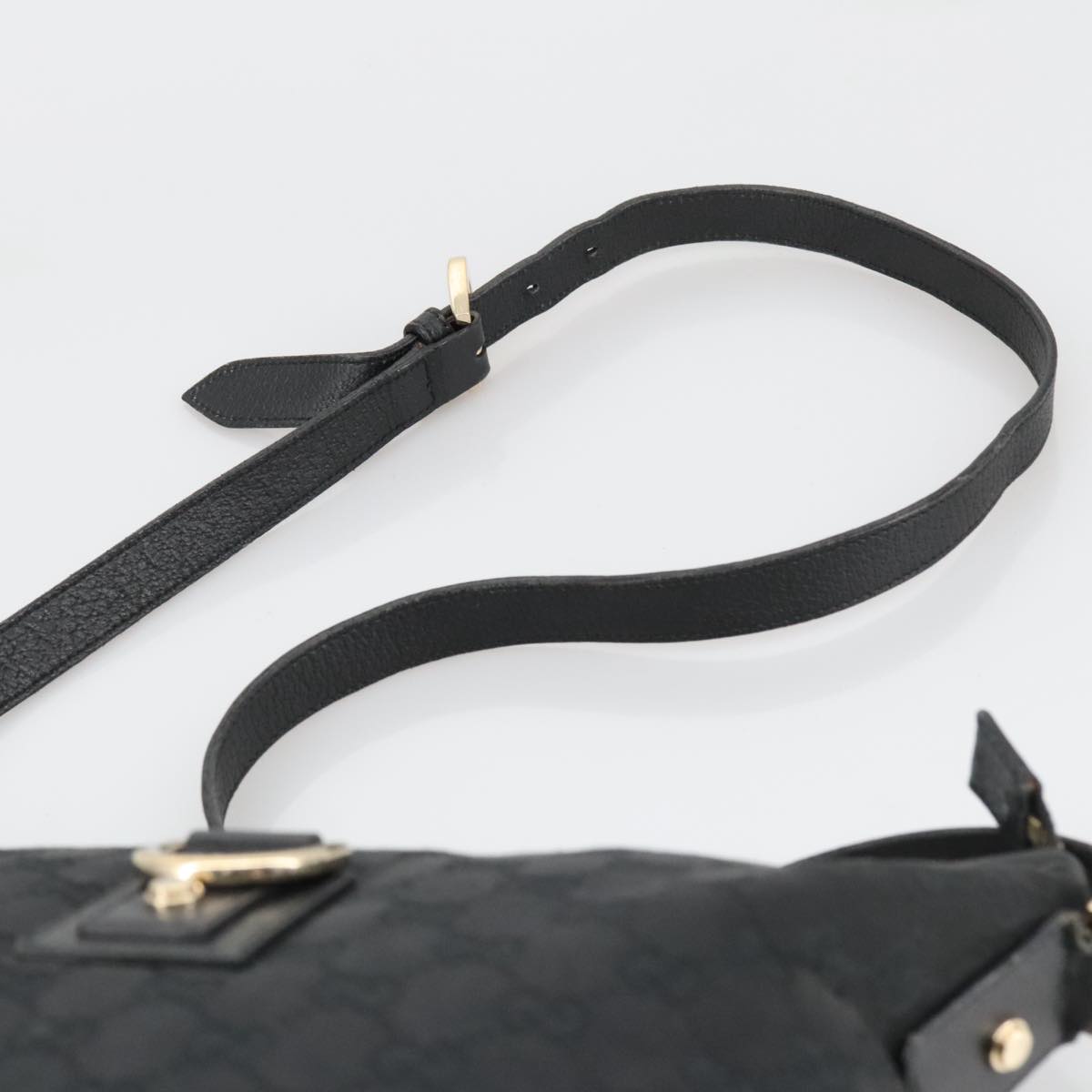 GUCCI GG Canvas Shoulder Bag Black Gold 131326 Auth 103341