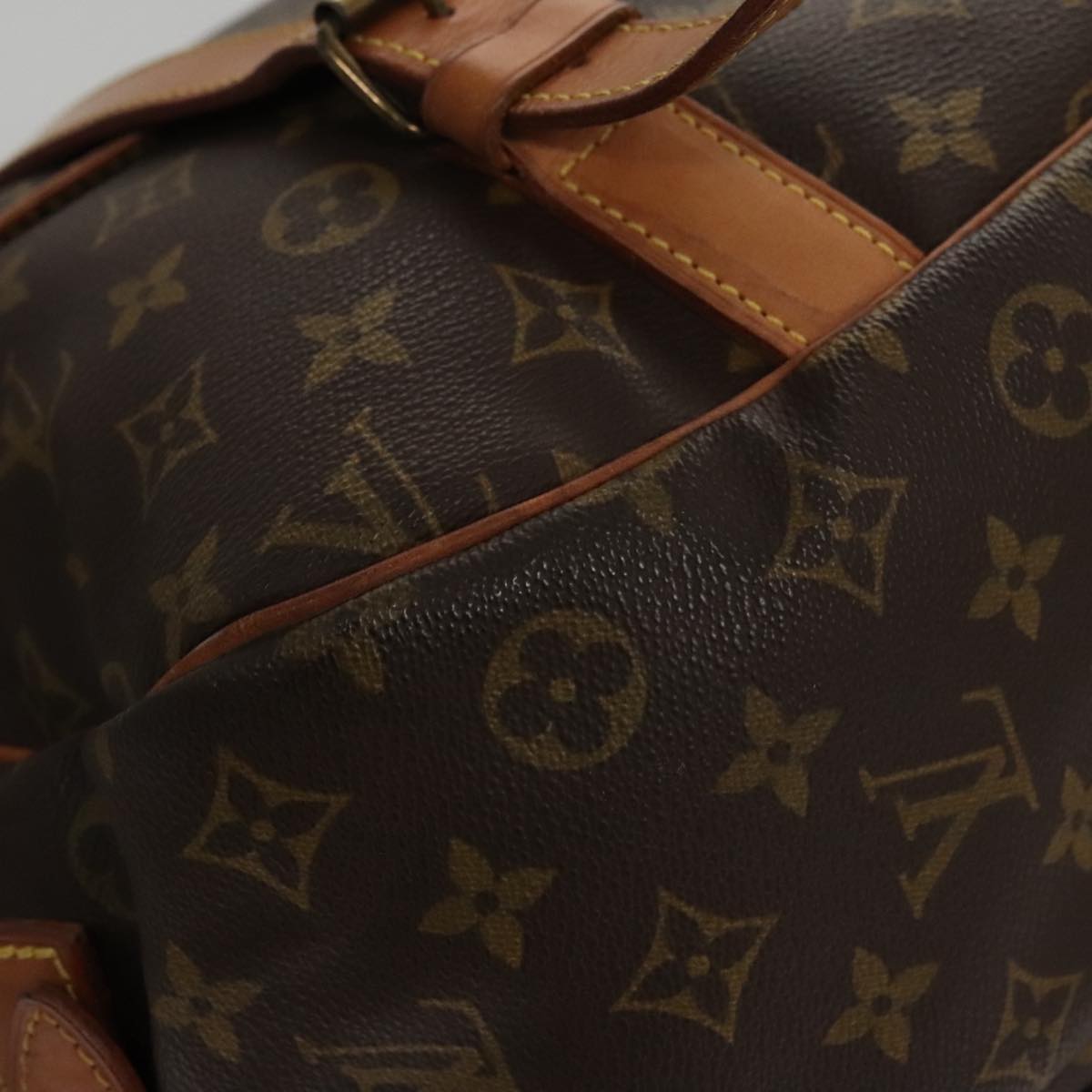 LOUIS VUITTON Monogram Saumur 43 Shoulder Bag M42252 LV Auth 103351