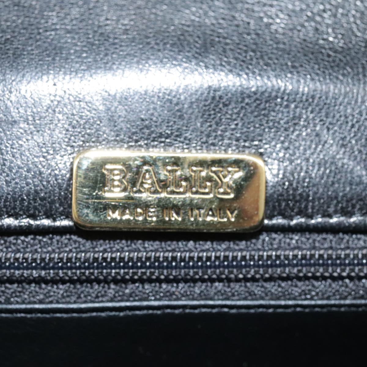 BALLY Chain Shoulder Bag Leather Black Gold Auth 103535