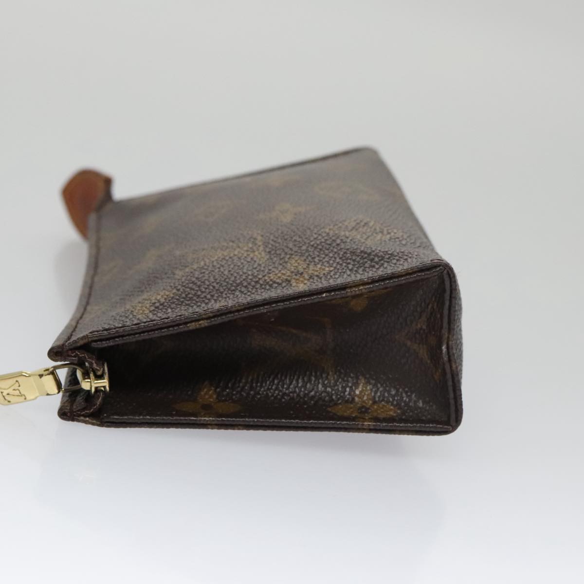 LOUIS VUITTON Monogram Poche Toilette 15 Pouch M47546 LV Auth 103553