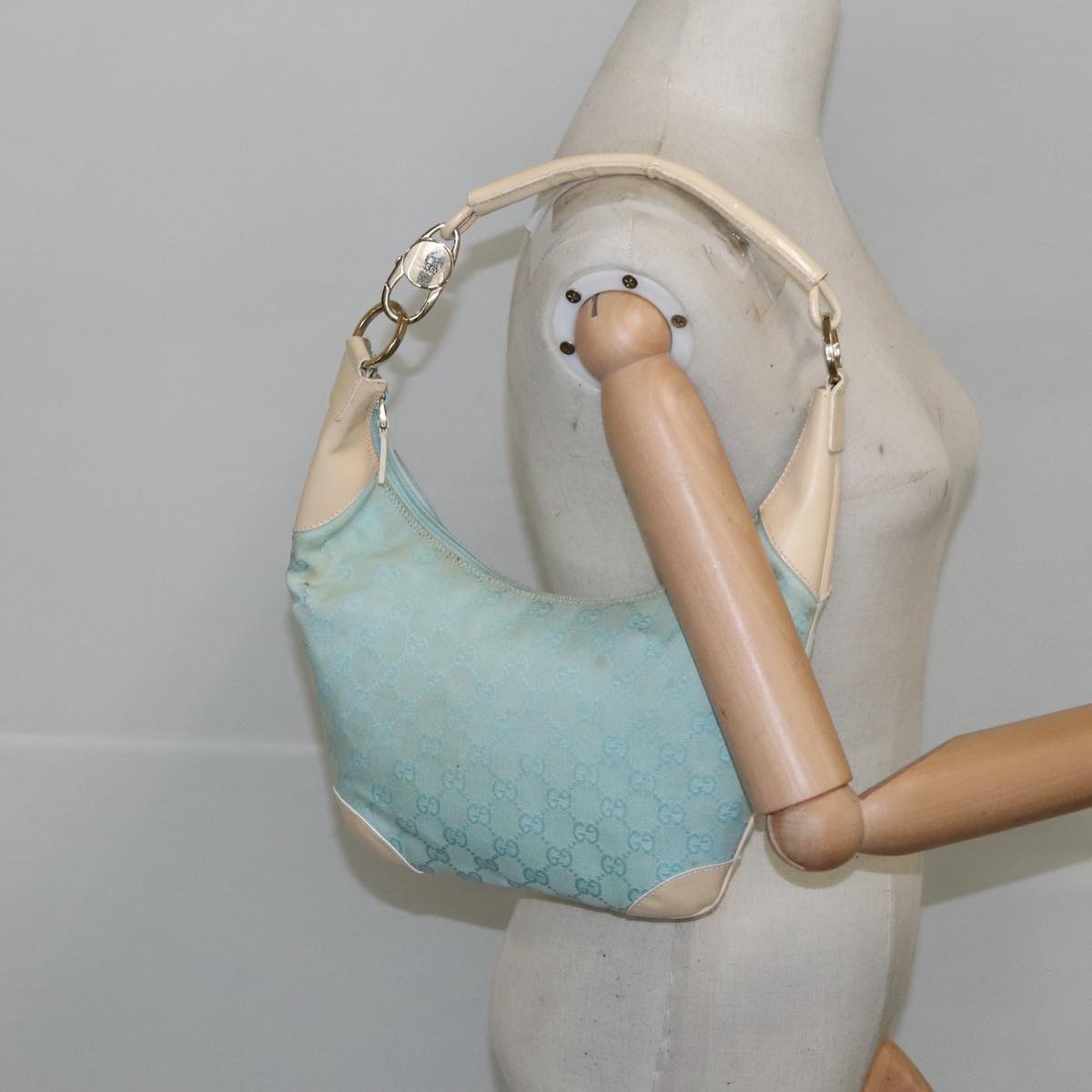 GUCCI GG Canvas Shoulder Bag Light Blue Gold 001 4158 Auth 103560