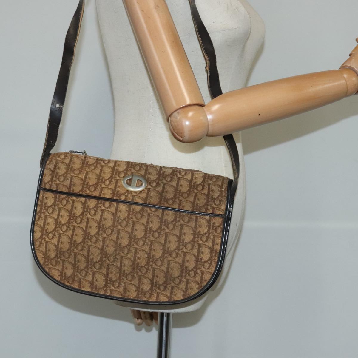 Christian Dior Trotter Canvas Shoulder Bag Brown Auth 103693