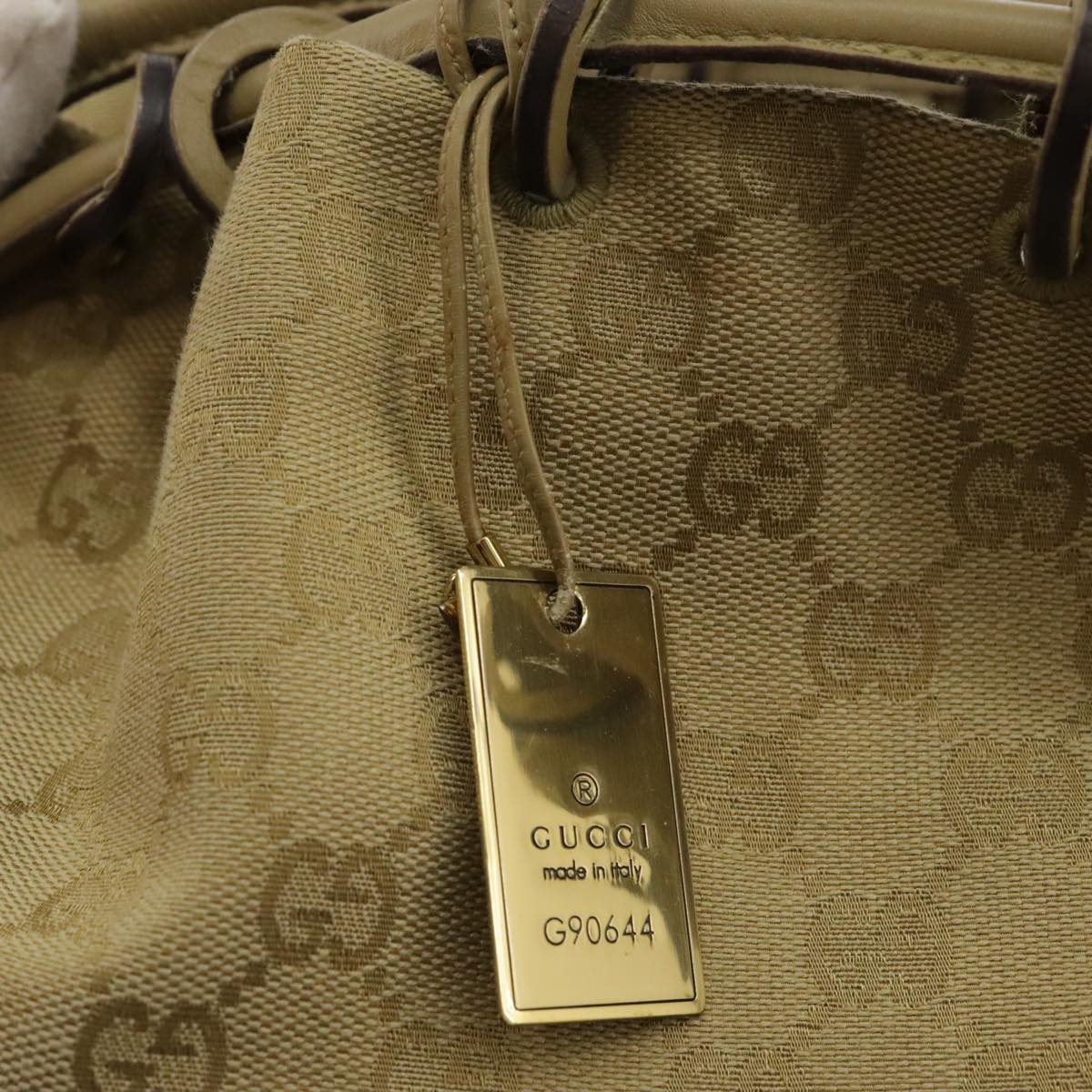 GUCCI GG Canvas Shoulder Bag Beige 90644 Auth 103739