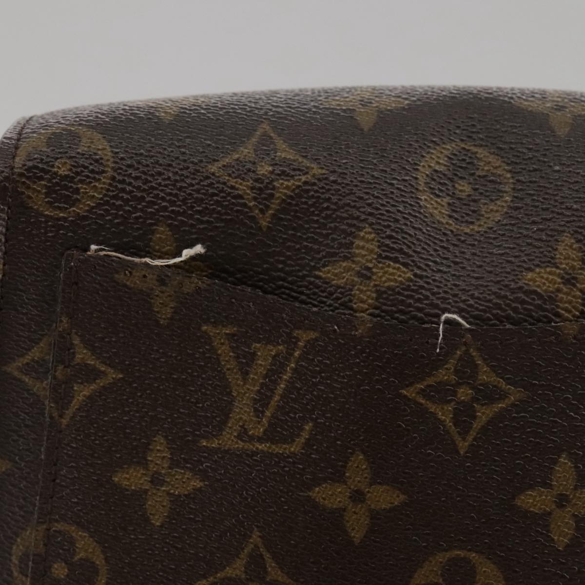 LOUIS VUITTON Monogram Saint Cloud MM Shoulder Bag M51243 LV Auth 103793