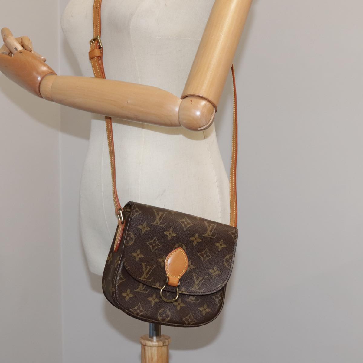 LOUIS VUITTON Monogram Saint Cloud PM Shoulder Bag M51244 LV Auth 103833