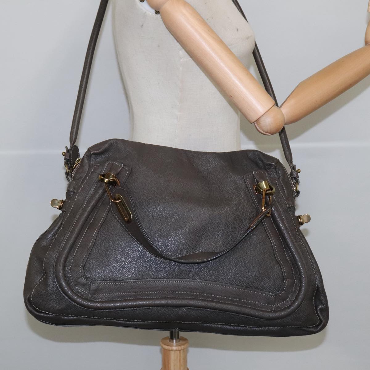 Chloe Paraty Shoulder Bag Leather Brown Gold Auth 103875