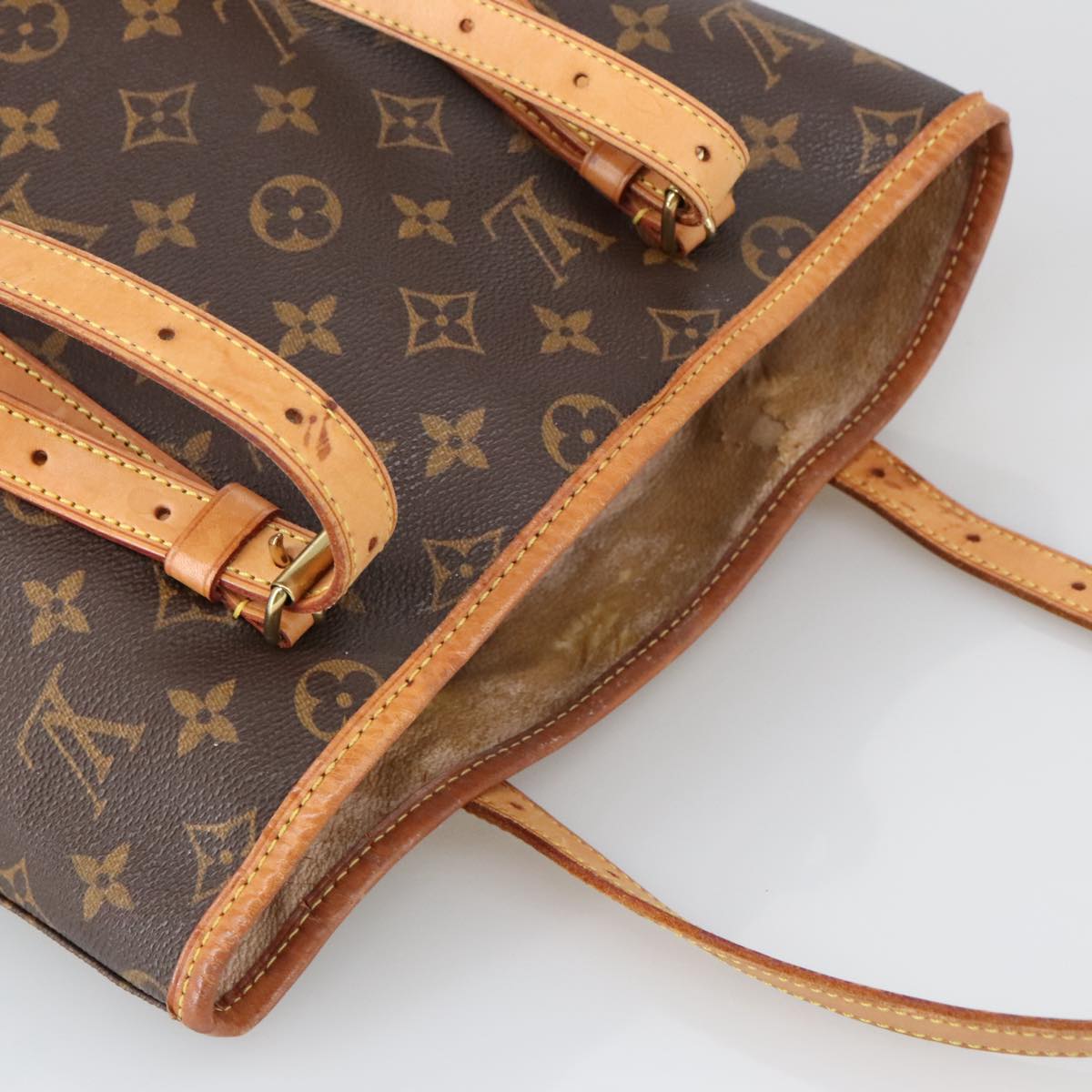 LOUIS VUITTON Monogram Bucket GM Shoulder Bag M42236 LV Auth 103881