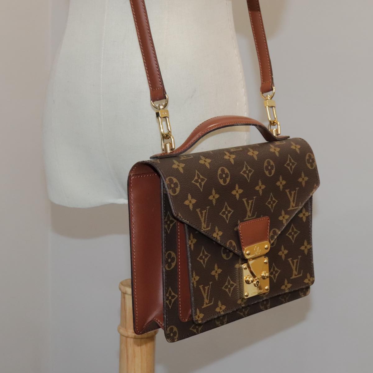 LOUIS VUITTON Monogram Monceau 26 Shoulder Bag M51187 LV Auth 103885