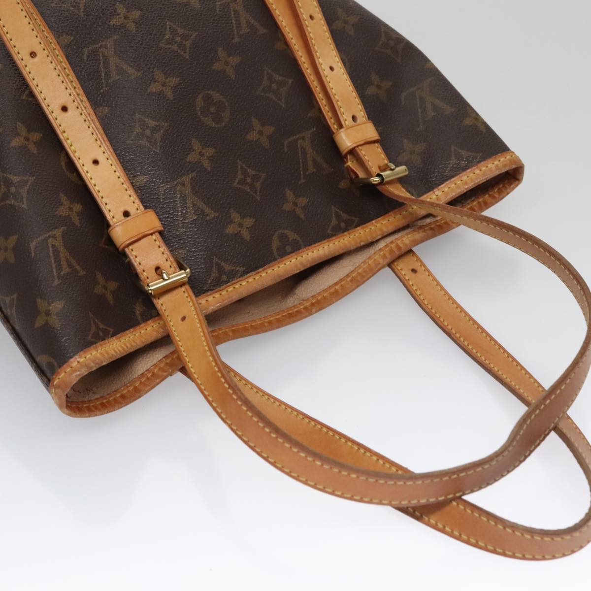 LOUIS VUITTON Monogram Bucket GM Shoulder Bag M42236 LV Auth 103919