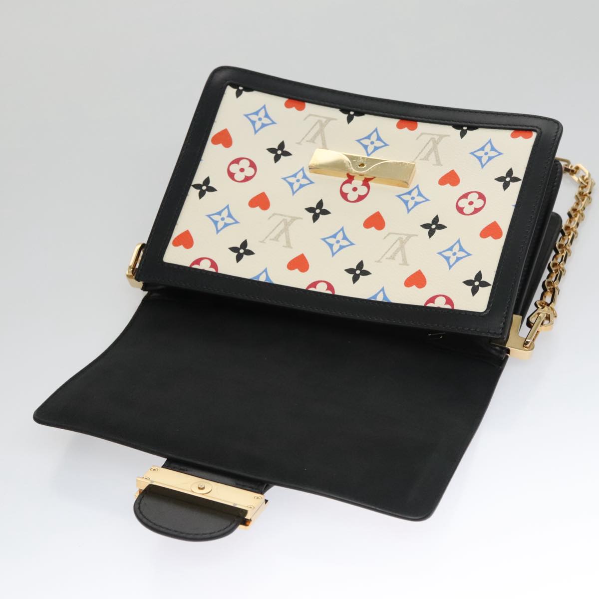LOUIS VUITTON Game On 2021 Cruise Collection Dauphine MM M57463 Auth 104004SM