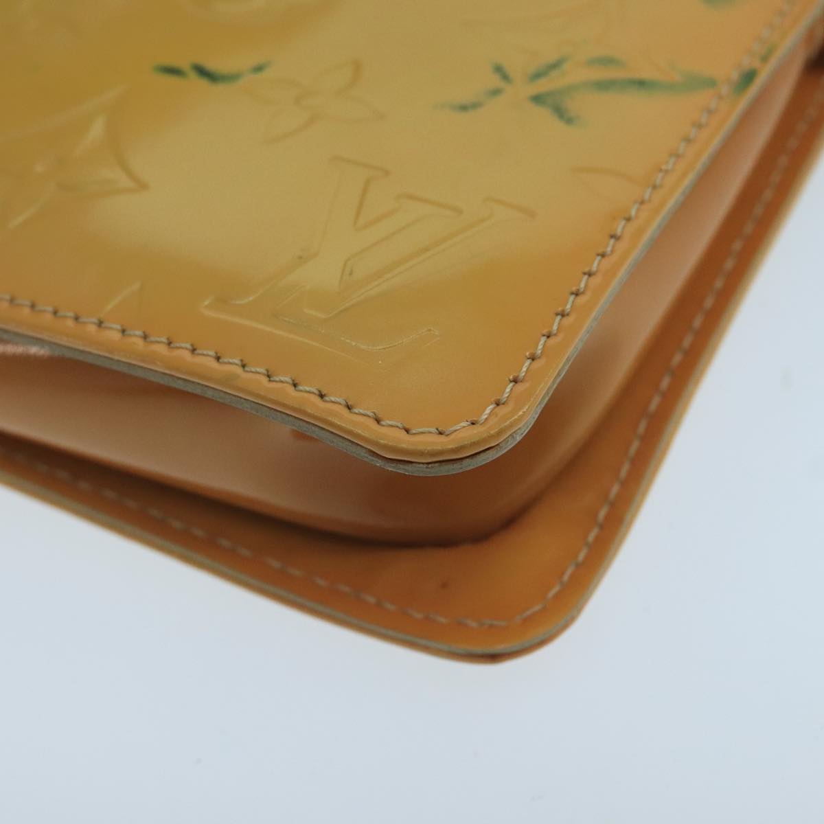 LOUIS VUITTON Monogram Vernis Lexington Accessory Pouch Beige M91010 Auth 104125