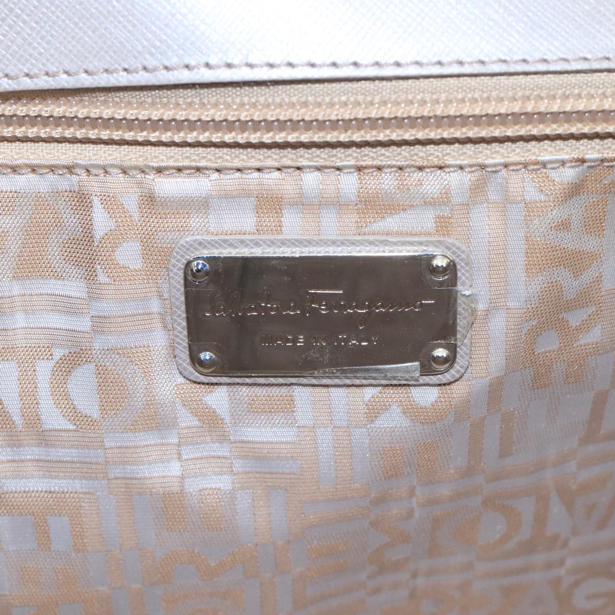 Salvatore Ferragamo Gancini Hand Bag Leather Silver Auth 104358