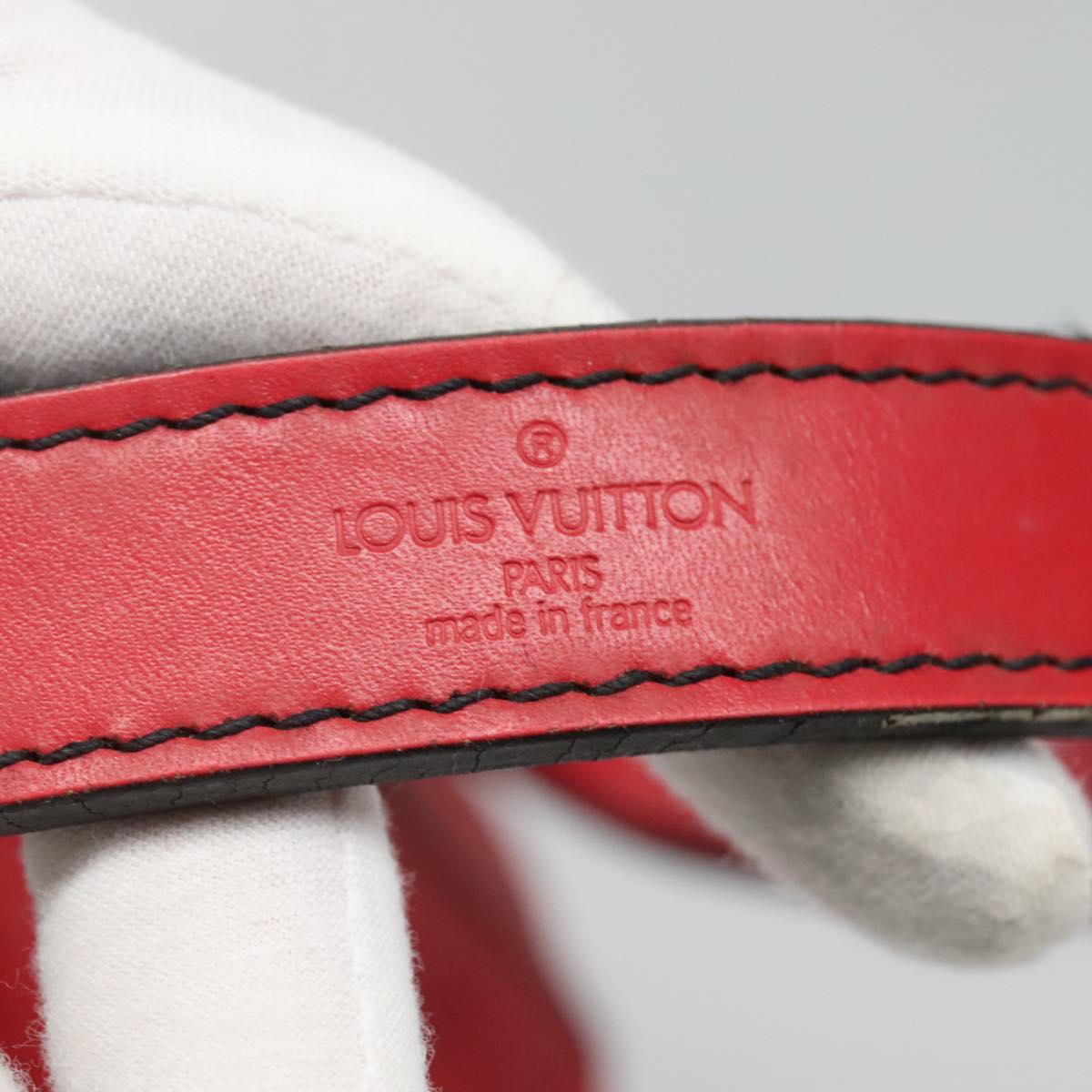 LOUIS VUITTON Epi Petit Noe Shoulder Bag Red M44107 LV Auth 104481