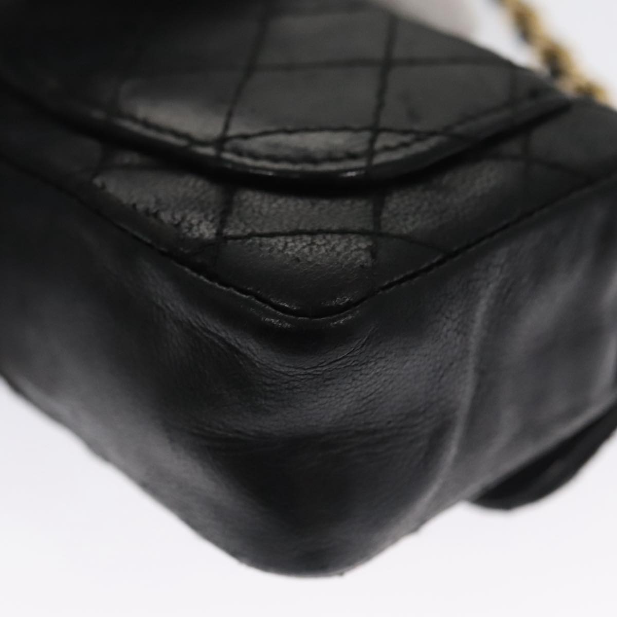 CHANEL Mini Mini Matelasse Chain Waist bag Lamb Skin Black Gold CC Auth 104616
