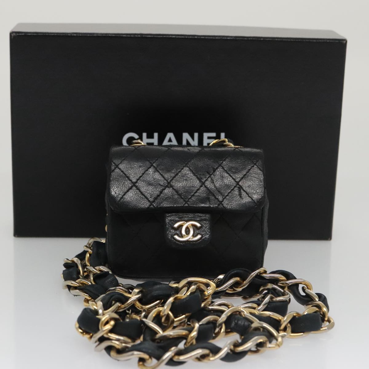 CHANEL Mini Mini Matelasse Chain Waist bag Lamb Skin Black Gold CC Auth 104616