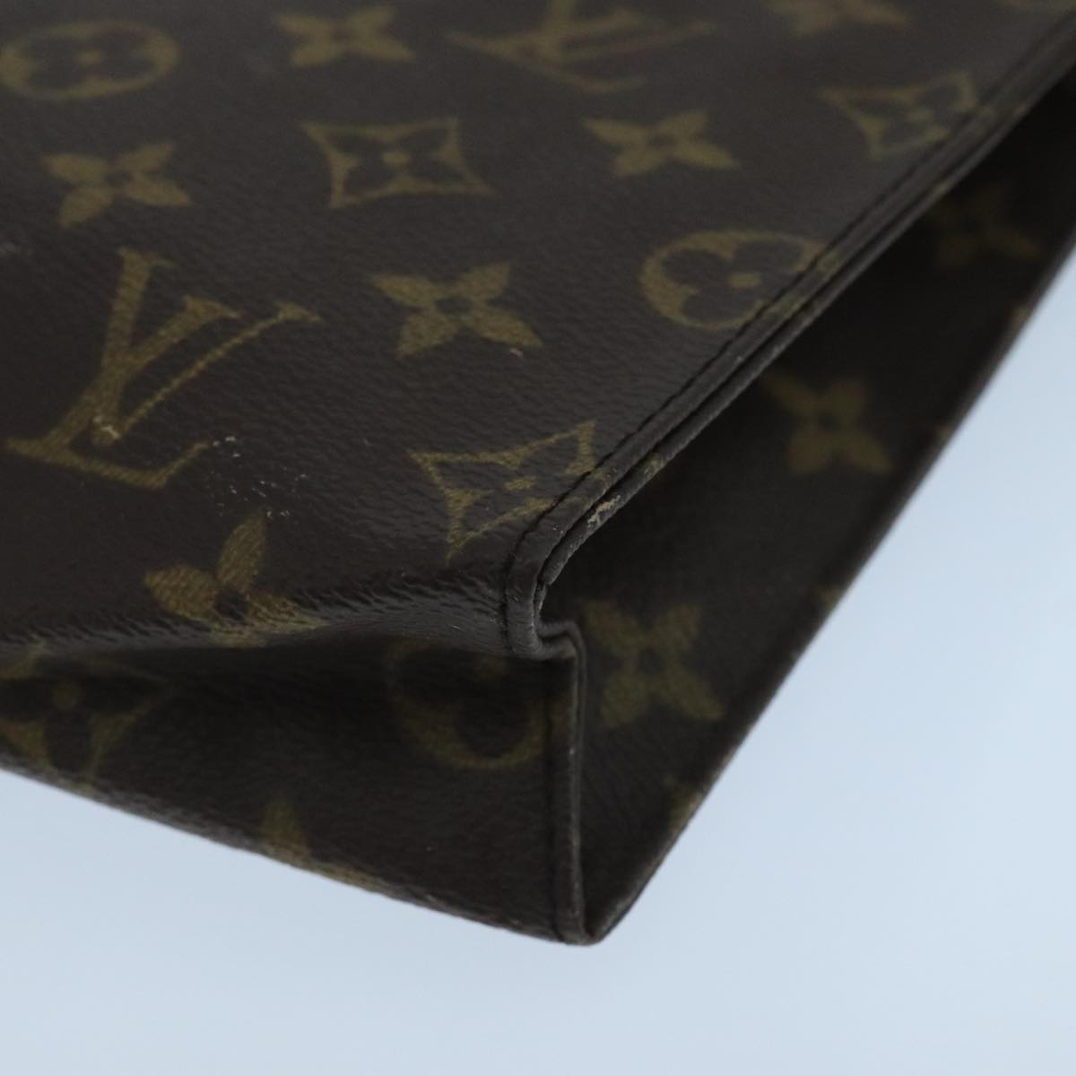 LOUIS VUITTON Monogram Poche Toilette 26 Pouch M47542 LV Auth 104638