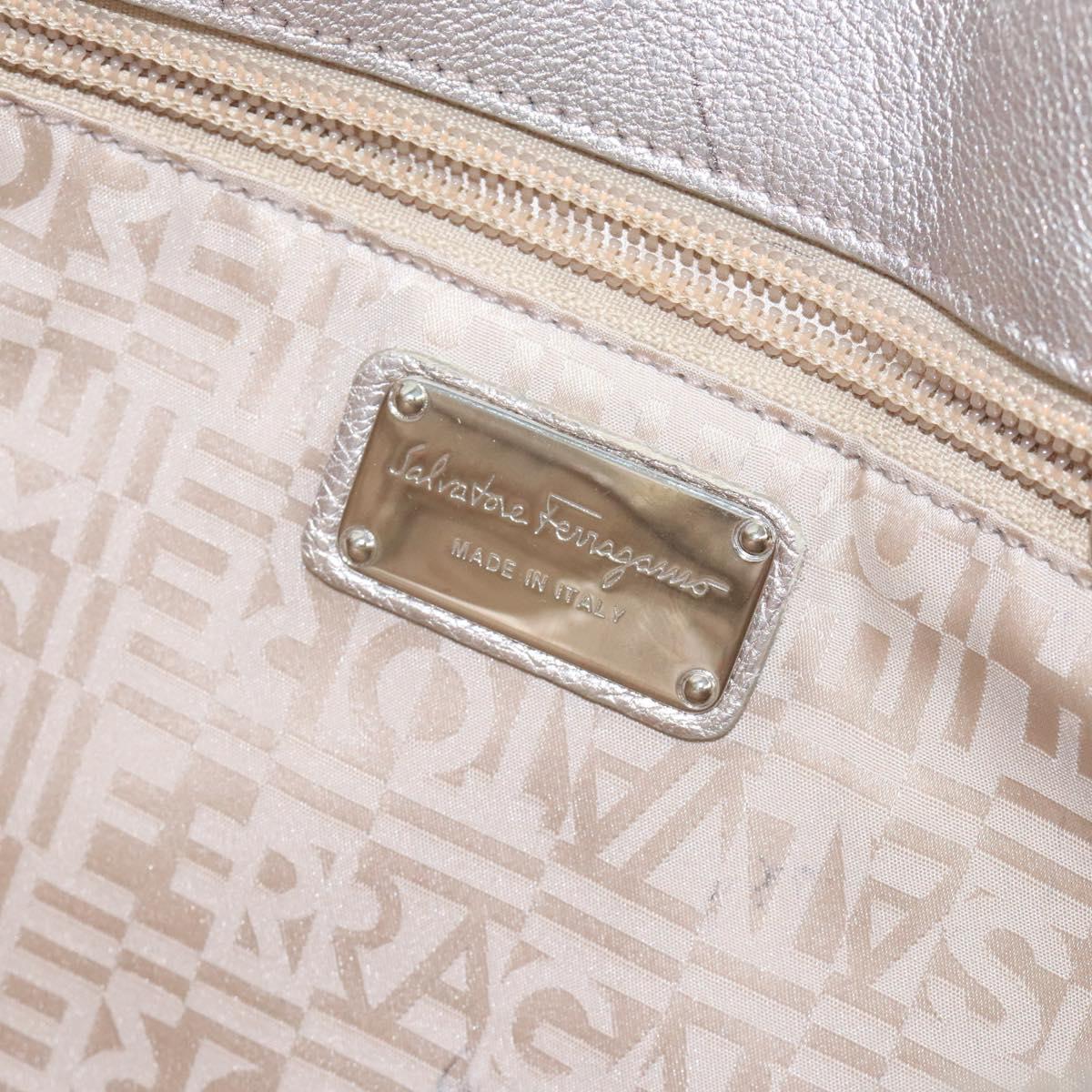 Salvatore Ferragamo Vala Shoulder Bag Leather Champagne Gold Auth 104964