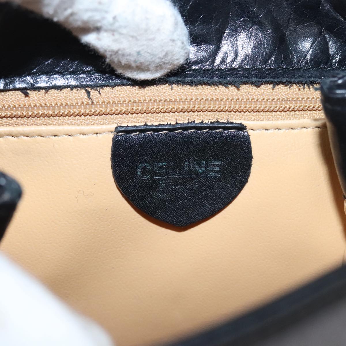 CELINE Shoulder Bag Leather Black Gold Auth 105175