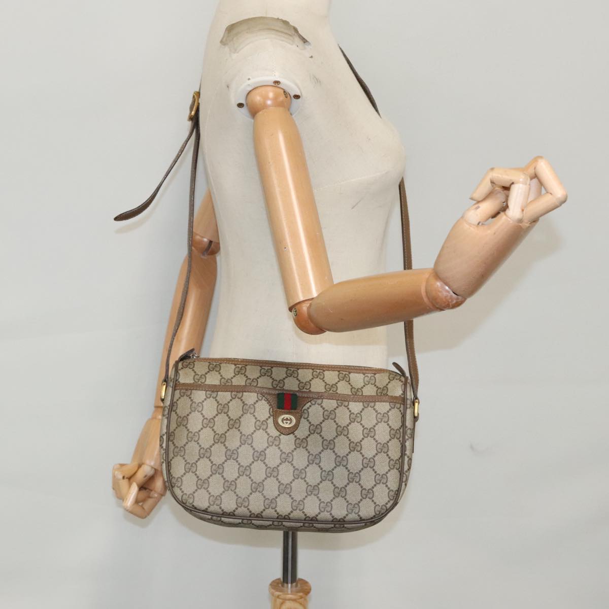 GUCCI GG Supreme Web Sherry Line Shoulder Bag PVC Beige 89 02 077 Auth 105239