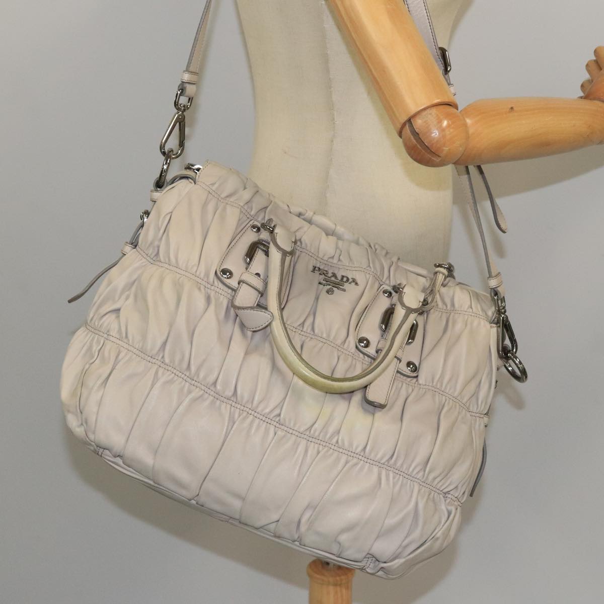 PRADA Hand Bag Leather 2way Beige Silver Auth 105240