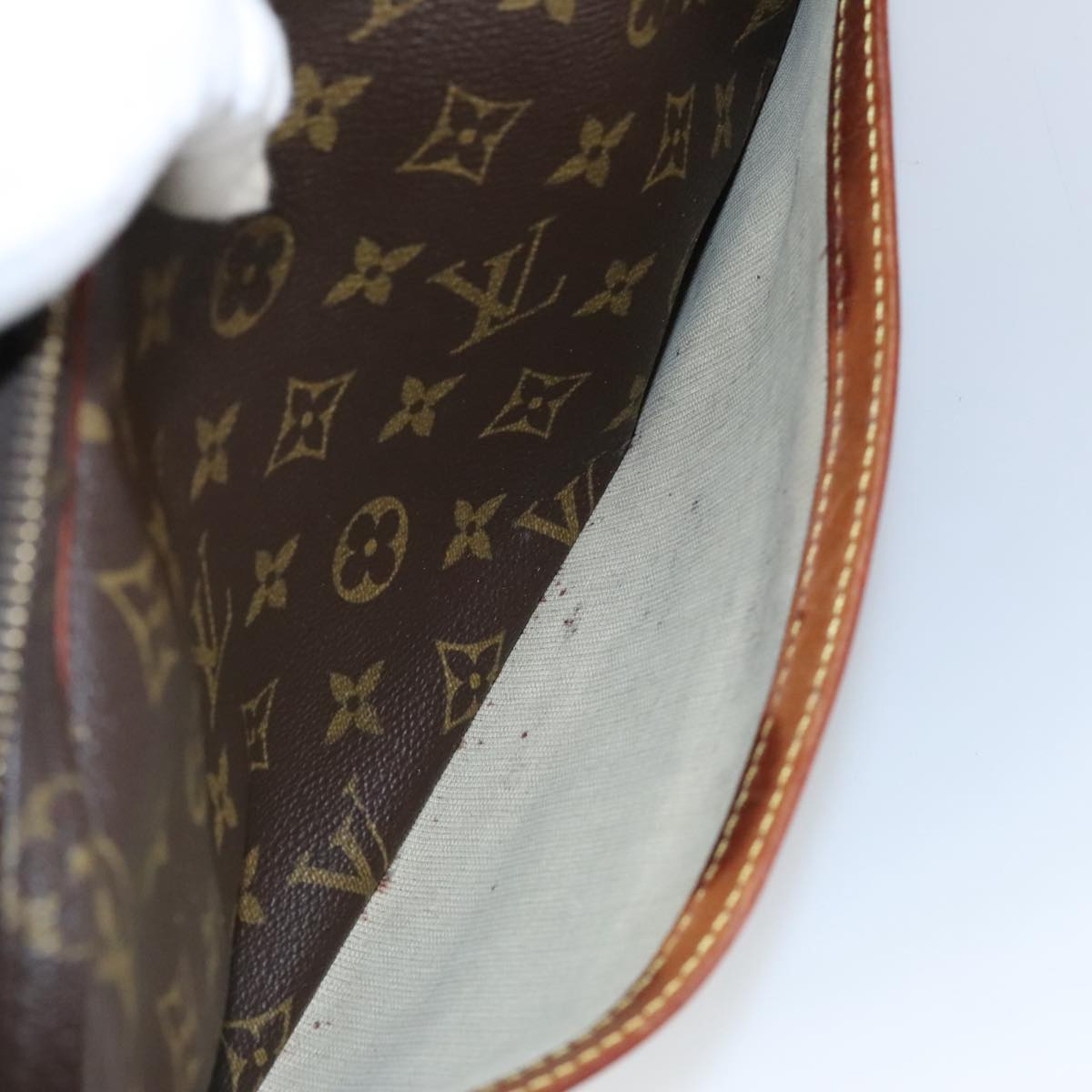 LOUIS VUITTON Monogram Reporter PM Shoulder Bag M45254 LV Auth 105250